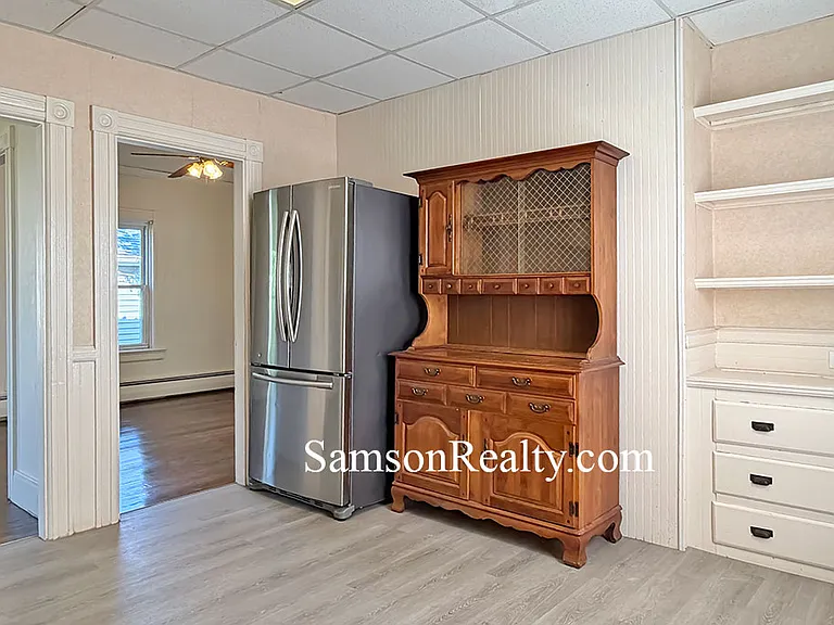 164 Morris Ave — Photo 3