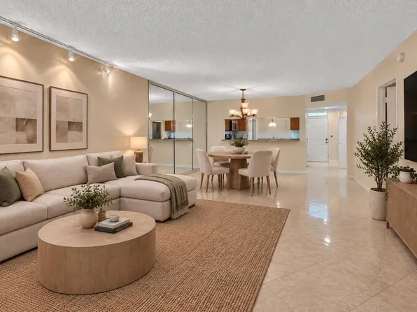 16769 OAK HILL Trail #713, Delray Beach, FL 33484