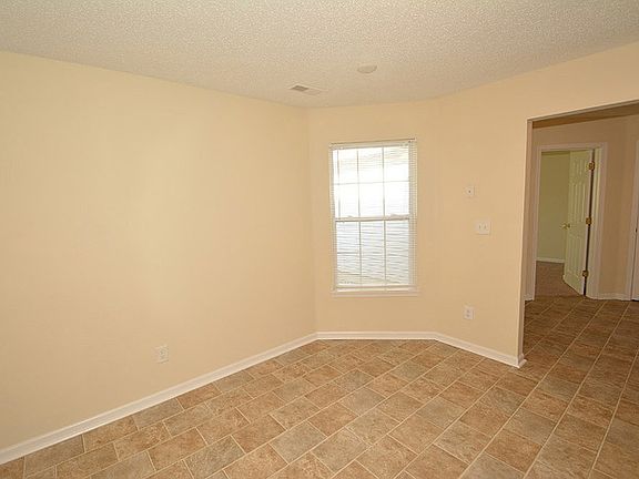 3rd image of 4622 Whitridge Ln