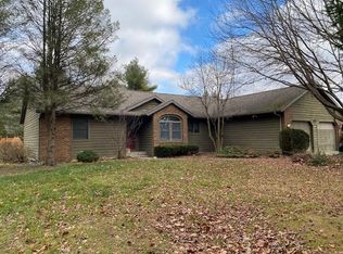 2420 S Old Ditch Rd, Warsaw, IN 46580