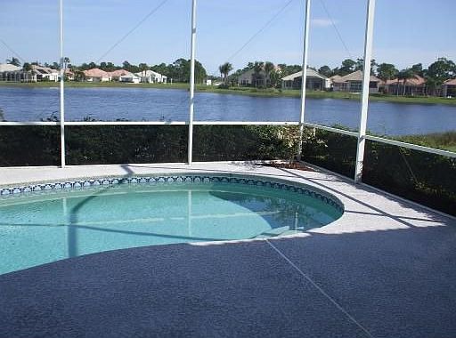 1st image of 568 SW Romora Bay