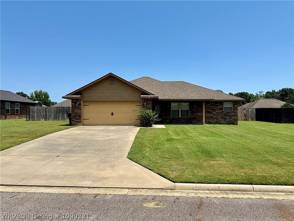 1st image of 1670 Courtney Ln