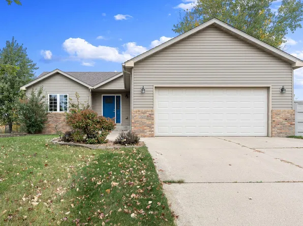 910 Lee St NE, Owatonna, MN 55060