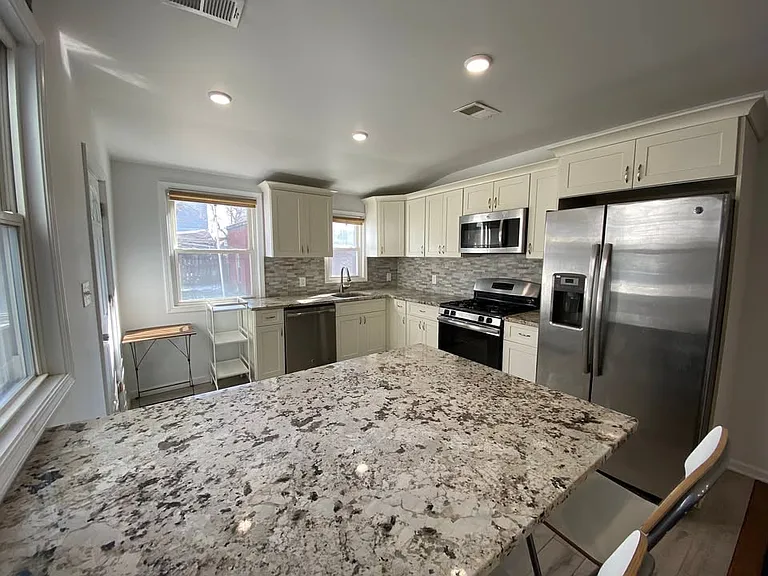 403 Scott Mobus Pl — Photo 3