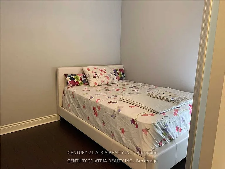 28 Ted Rogers Way #2605 — Photo 8
