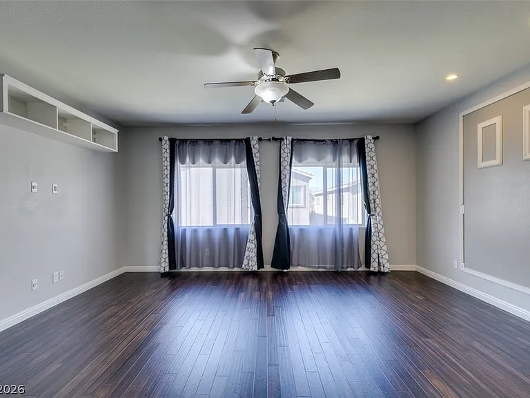 9114 Mastodon Ave — Photo 45
