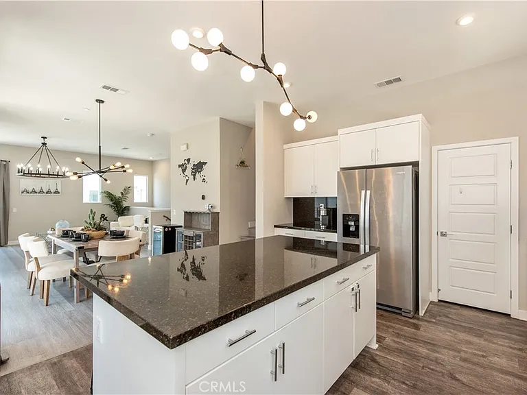 1426 S Urbana St — Photo 5