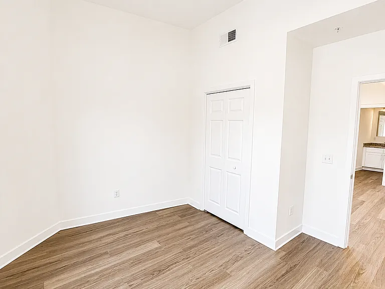 128 E Market St #104 — Photo 3