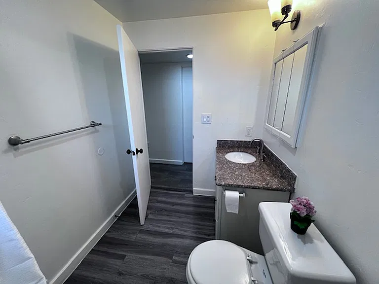 731 Willow St — Photo 34