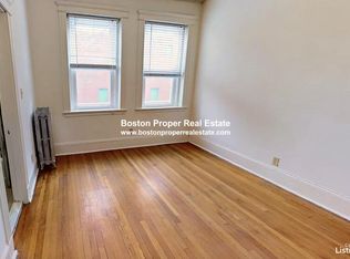 14 Palace Rd APT 4H, Boston, MA 02115