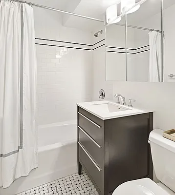 Rented by Compass | media 23