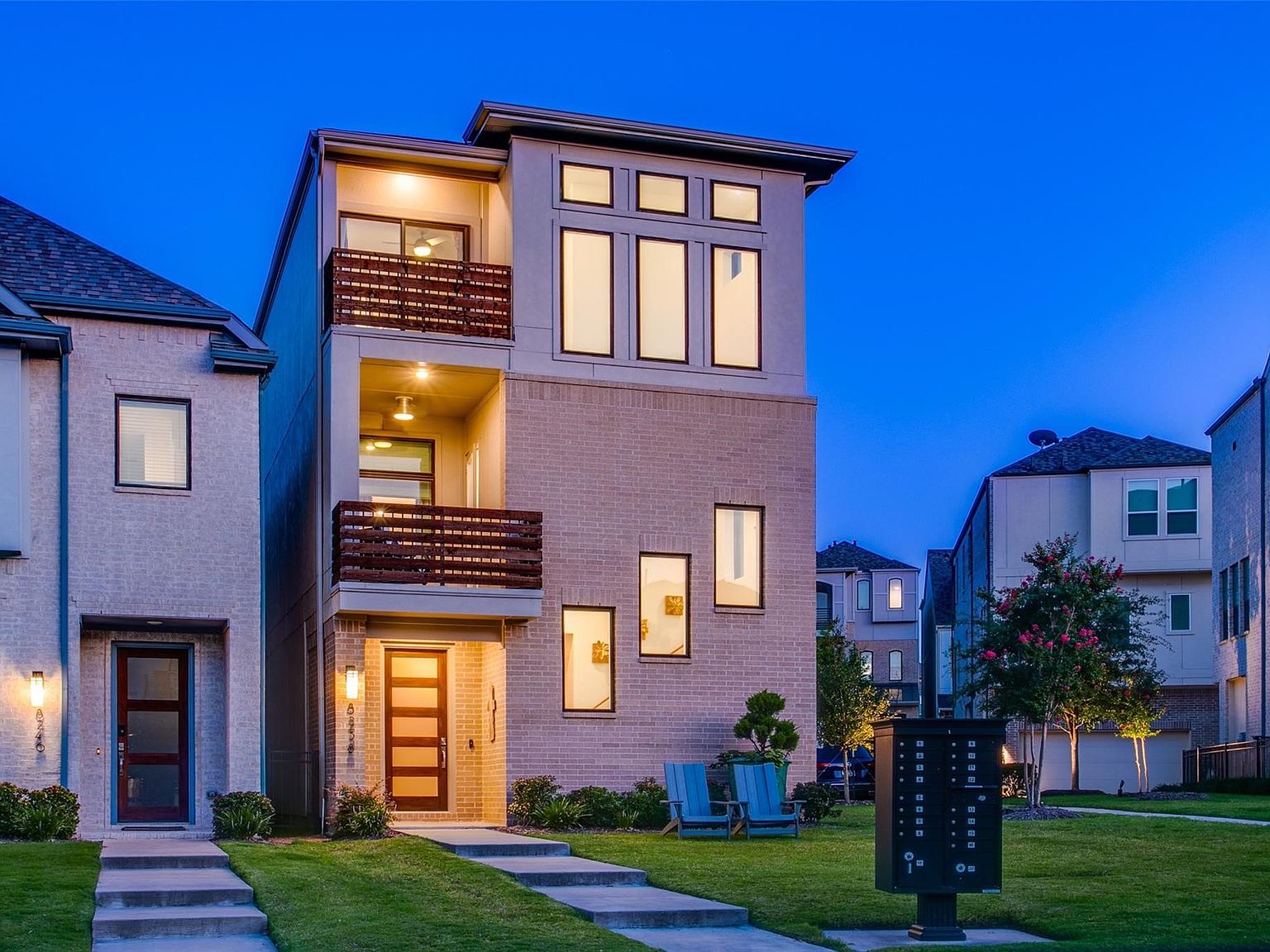 8238 Nunley Ln, Dallas, TX 75231 | Zillow