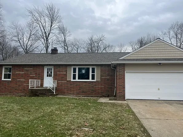 14029 Park Dr, Brookpark, OH 44142