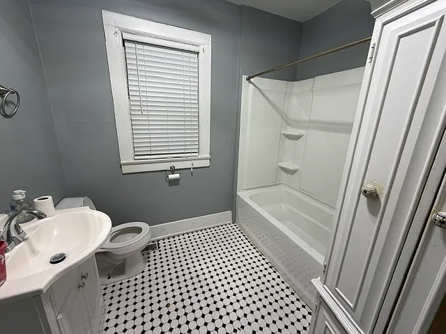 1427 Madison Ave — Photo 7