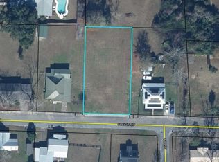 1308 Coggin Ave, Chipley, FL 32428