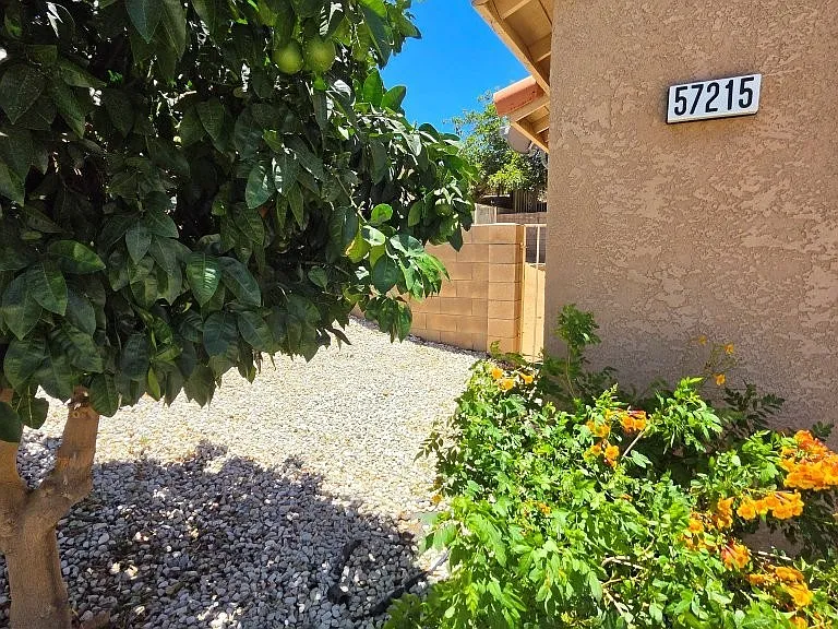 57215 Aranza Ct — Photo 48