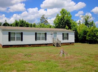 6863 Island Oak Dr, Liberty, NC 27298