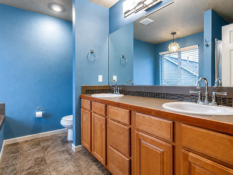 3205 Garnet St SE — Photo 17