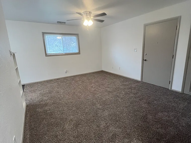 210 Greystone Ave #211-4 — Photo 6