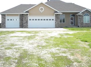 25365 Norrell Ave, Glenwood, IA 51534