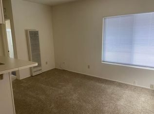 1745 Redondo Ave APT 10, Long Beach, CA 90804