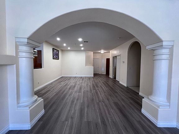 4th image of 678 Kentons Run Ave
