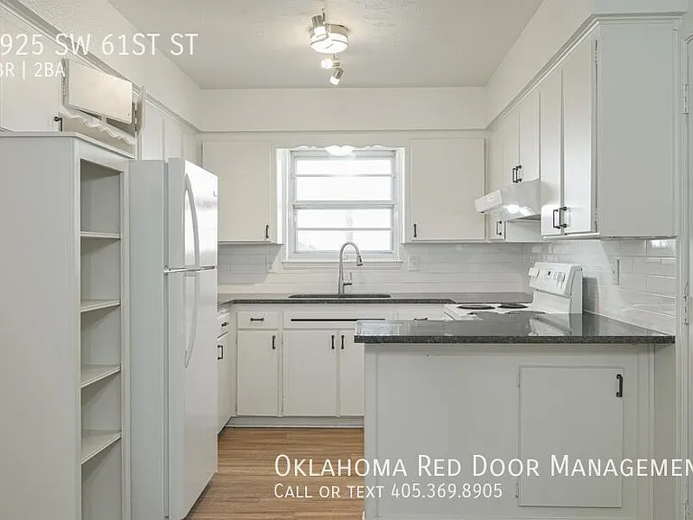 2925 SW 61st St — Photo 36