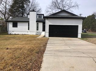 11000 Kingfisher Dr, Charlotte, NC 28226