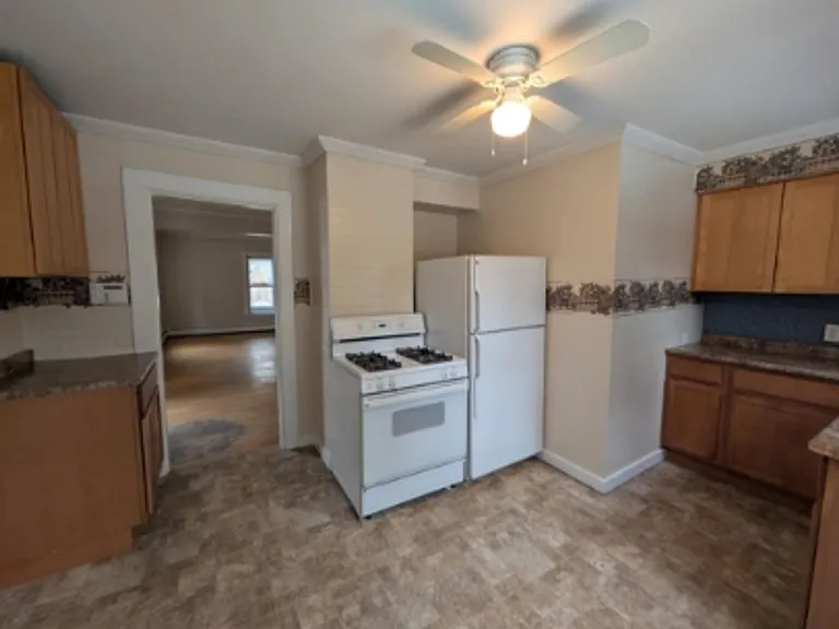 53 Perkins Ave — Photo 12