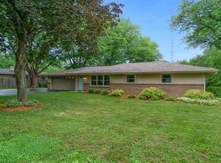2856 Edna Rd, Rockford, IL 61102