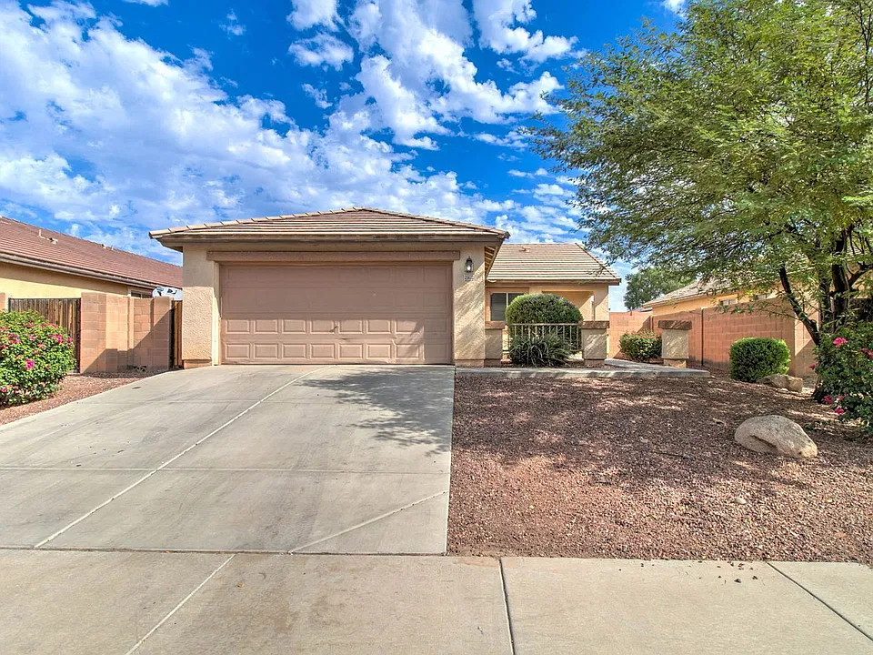 25672 W Saint Catherine Ave