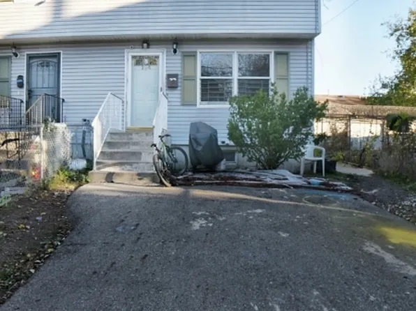 124 N Main St, Paterson City, NJ 07522