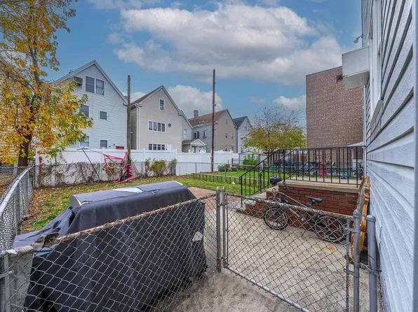 43 West 29th Street image 27 of 29