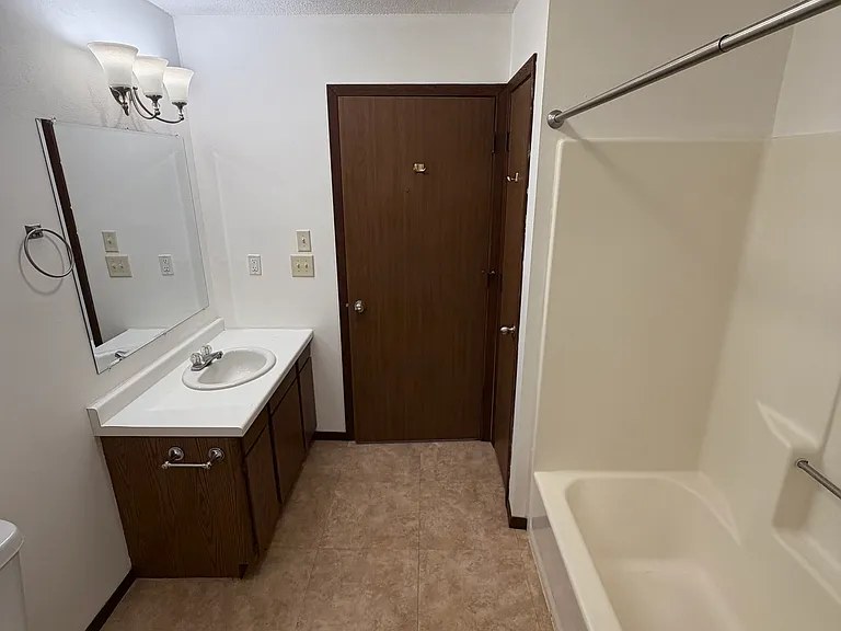 3317 29th Ct S #3317 — Photo 4
