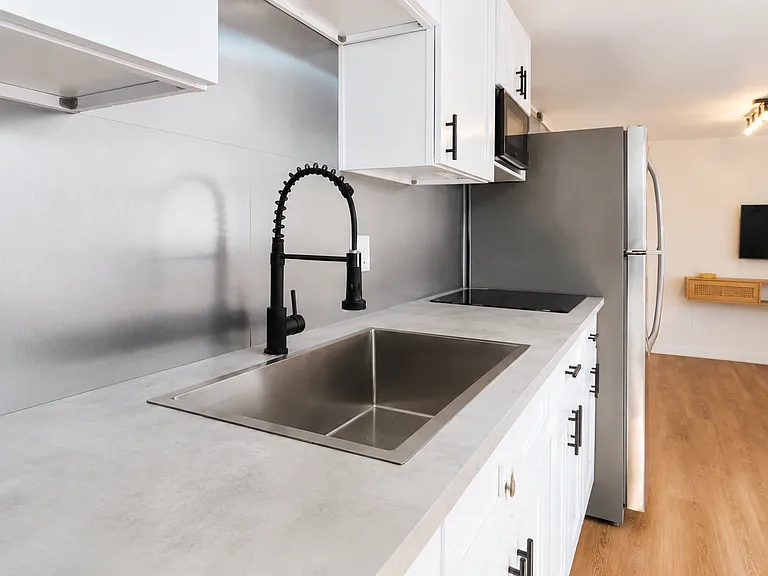 104 W Princeton St #1/2 — Photo 7