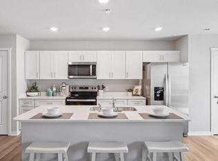 1045 Daisy Ln, Waukee, IA 50263