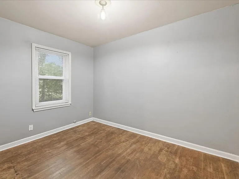 705 W 29th St #2901 — Photo 11