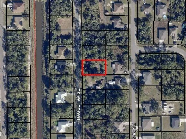 2951 Dagget Ave SE, Palm Bay, FL 32909