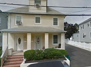 19 Maple Ave, Lynbrook, NY 11563