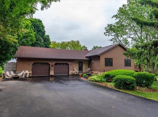 6622 Mill Race Trl, Deforest, WI 53532