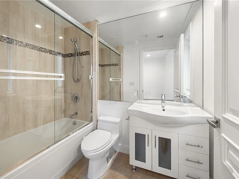 918 S Wooster St #2 — Photo 33