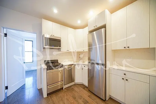 Rented by Platinum Properties | media 18