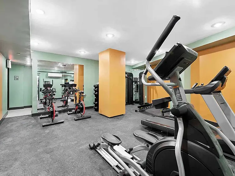 733 Ocean Pkwy #5B — Photo 13