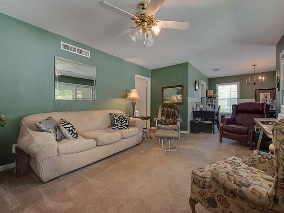 5th image of 1742 Mariposa Dr