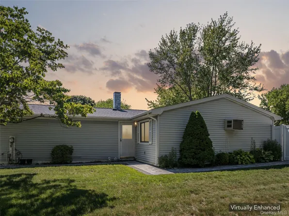 77 Masonic Avenue, Holtsville, NY 11742