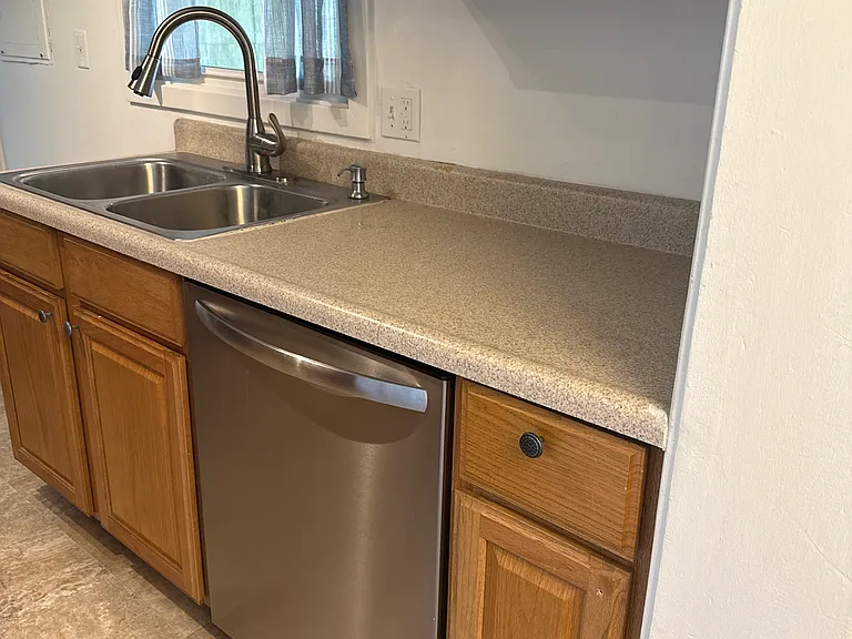 524 Goethals Dr #2 — Photo 12
