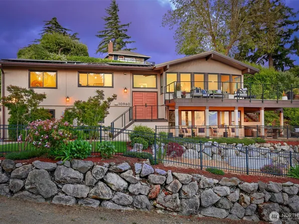 10960 39th Avenue SW, Seattle, WA 98146
