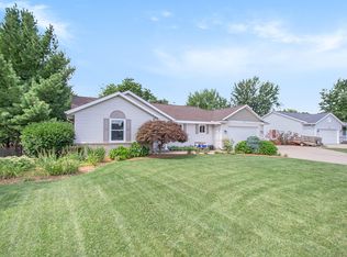 7341 Cherry Ave, Jenison, MI 49428