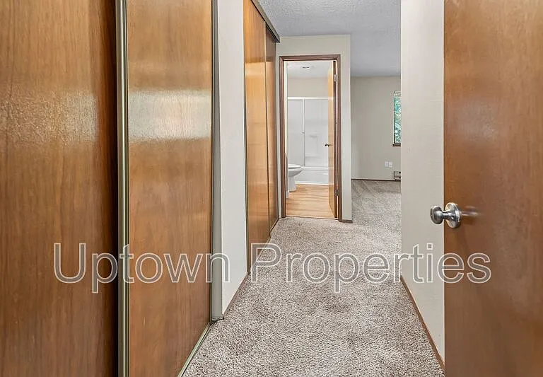 248 Cervantes — Photo 13