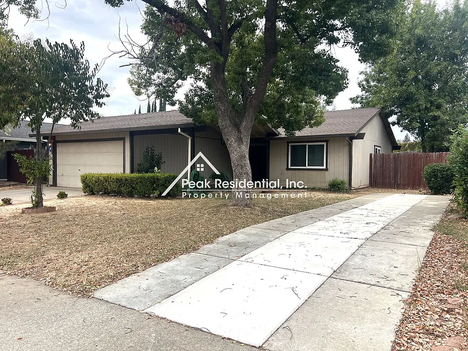 3222 Hogarth Dr